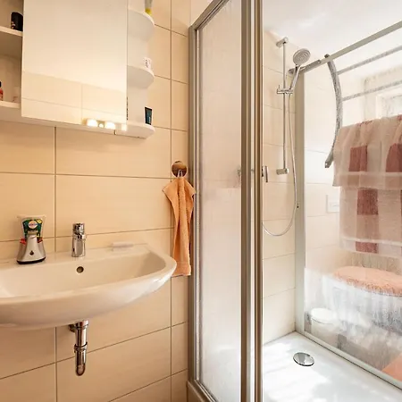 Waldnah Apartment *